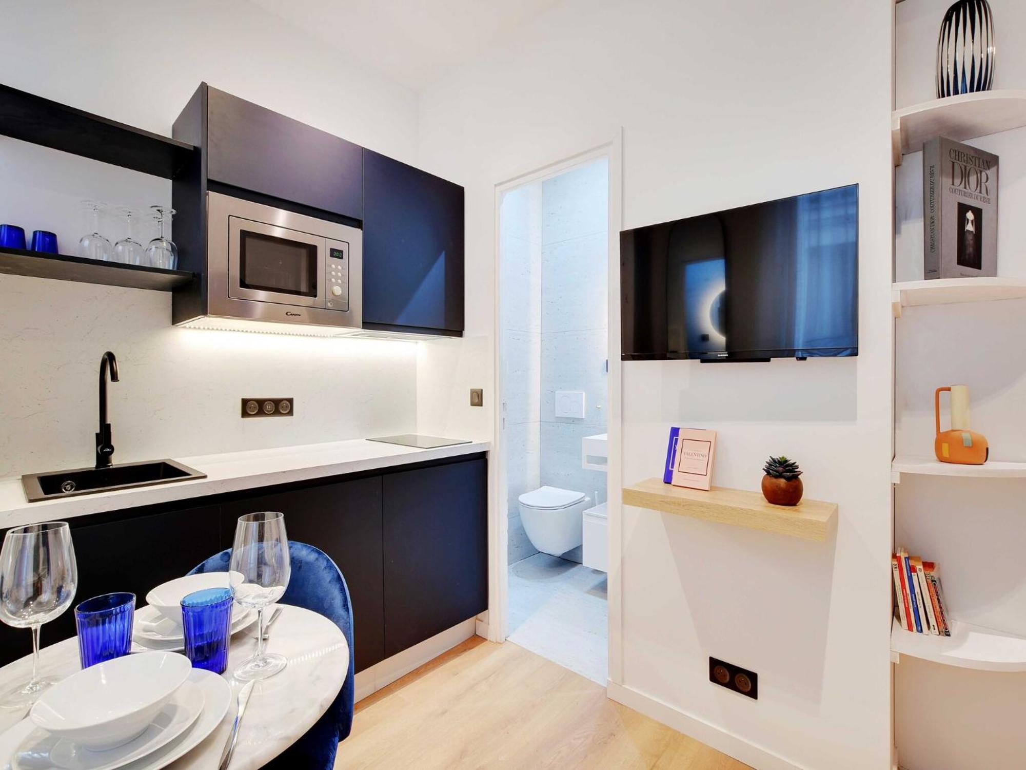 Appartement Cozy Parisian 2p In The Prestigious 8th Parijs